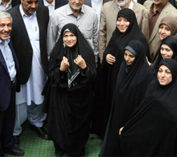 زنان در سیاست و اقتصاد ایران